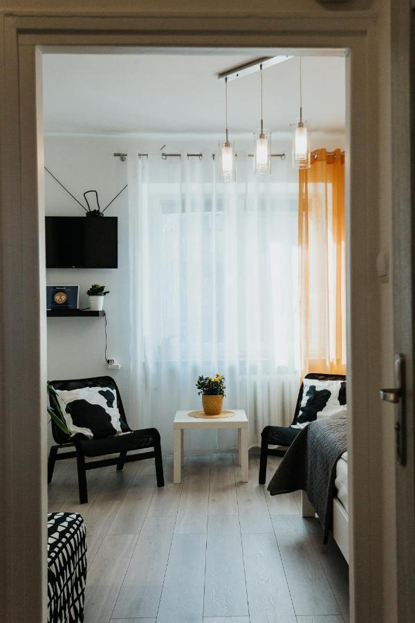 Charming Apt Old Town & Jewish District, Quiet Neighborhood Krakau Buitenkant foto